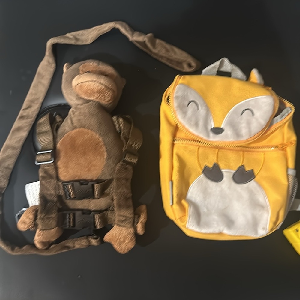 Animal 2 in 1 Child Safety Harness, monkey and fox a moment